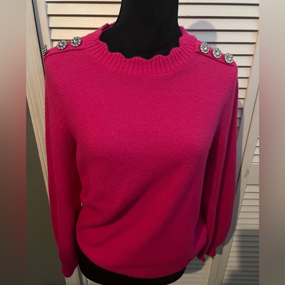 Crown & Ivy Vibrant Pink Button-Shoulder Sweater